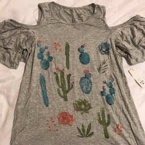 NWT Francesca’s Cactus Succulent Cold Shoulder Top